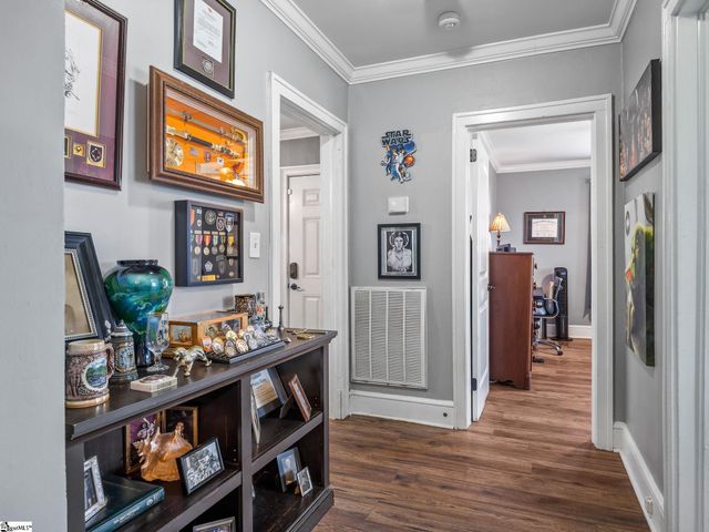 17 Crystal Avenue, Greenville, SC 29605