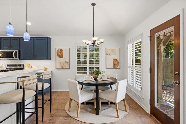 6706 Debcoe DR, Austin, TX 78749