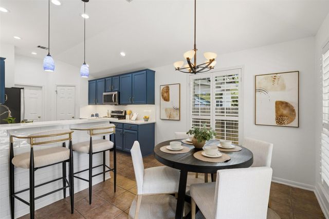 6706 Debcoe DR, Austin, TX 78749