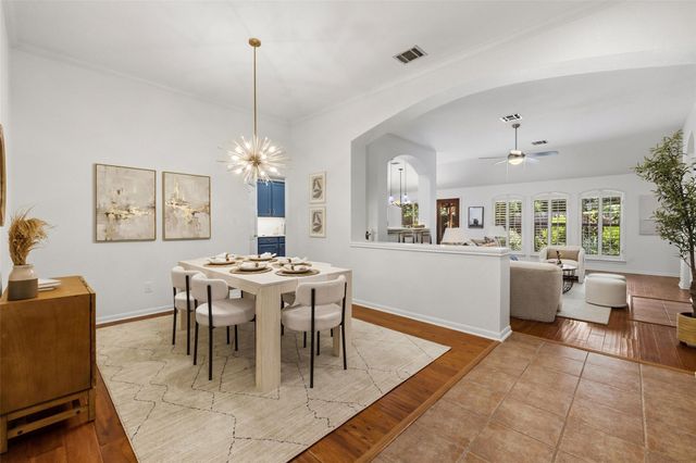 6706 Debcoe DR, Austin, TX 78749
