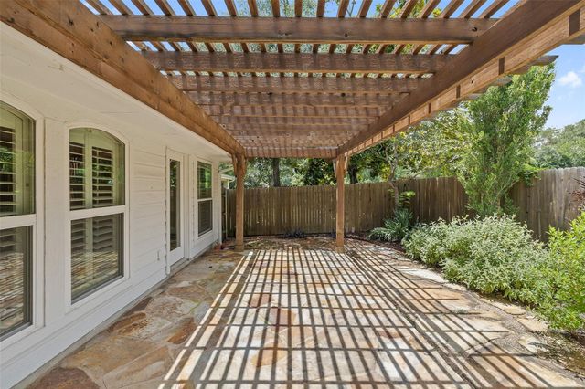 6706 Debcoe DR, Austin, TX 78749