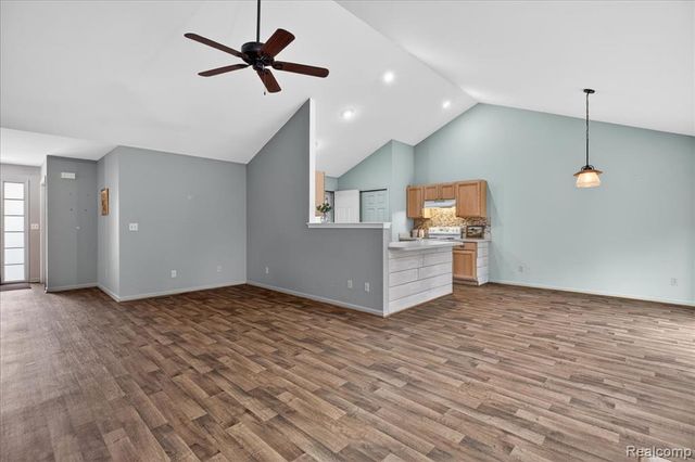 2089 W Ridge Drive, Davison, MI 48423