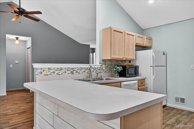 2089 W Ridge Drive, Davison, MI 48423