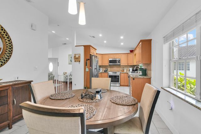 651 SW 176TH Avenue, Pembroke Pines, FL 33029