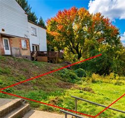 384 Sterling St, Downtown Pgh, PA 15205