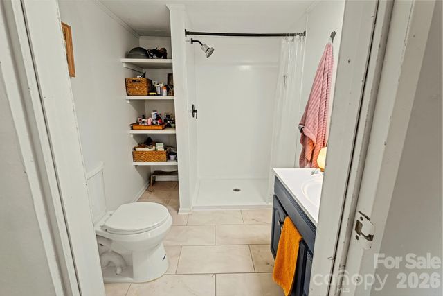 41 W Skyland Circle, Woodfin, NC 28804