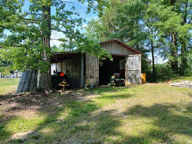 1535 Dawnville Beaverdale Road, Dalton, GA 30721
