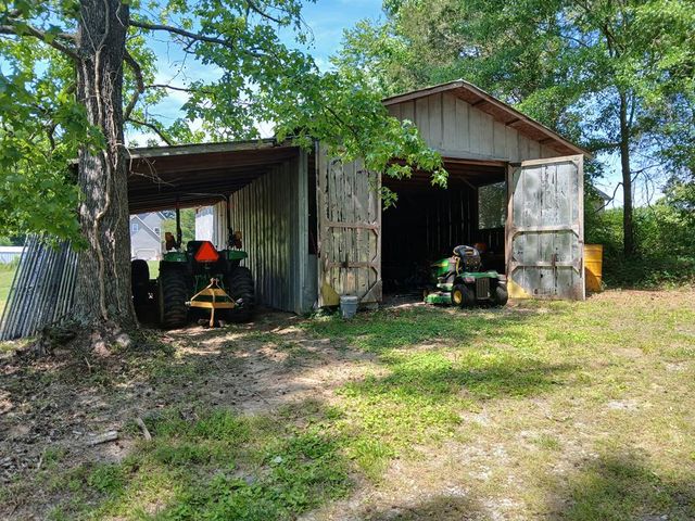 1535 Dawnville Beaverdale Road, Dalton, GA 30721