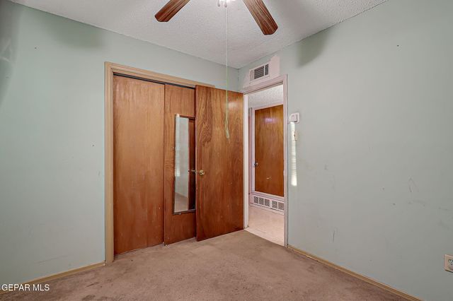 7925 Broadway Drive, El Paso, TX 79915