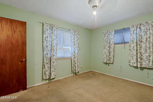 7925 Broadway Drive, El Paso, TX 79915