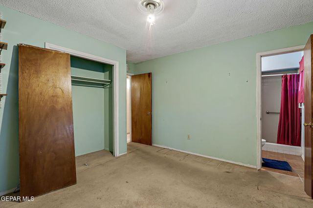 7925 Broadway Drive, El Paso, TX 79915