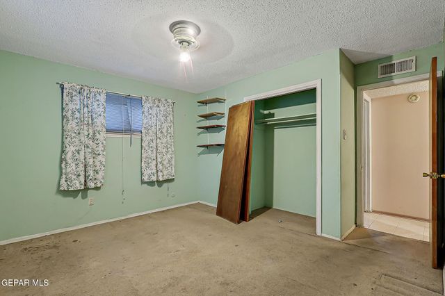 7925 Broadway Drive, El Paso, TX 79915