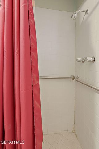 7925 Broadway Drive, El Paso, TX 79915