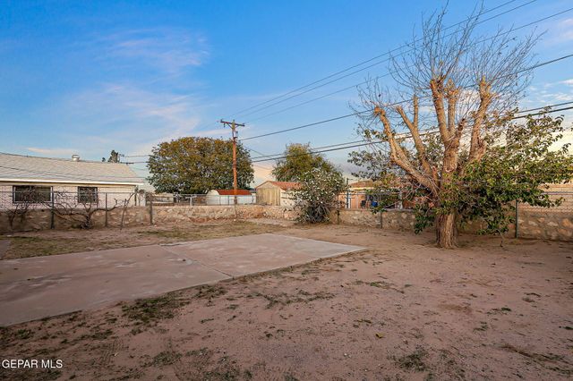 7925 Broadway Drive, El Paso, TX 79915