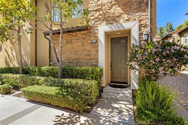 234 Lonetree, Irvine, CA 92603