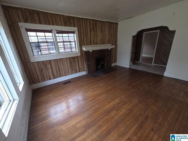 1240 18TH STREET SW, Birmingham, AL 35211