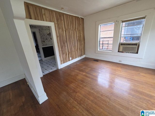 1240 18TH STREET SW, Birmingham, AL 35211