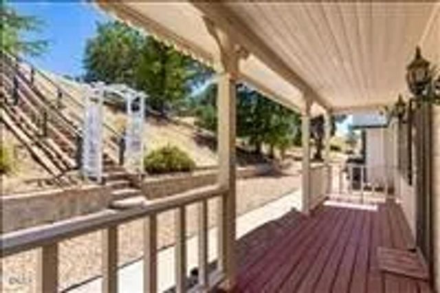 30435 Horsethief Drive, Tehachapi, CA 93561