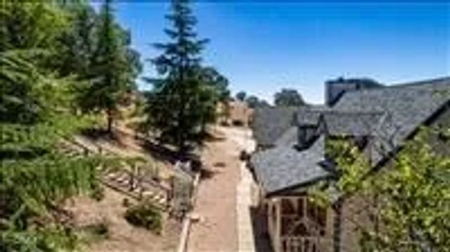 30435 Horsethief Drive, Tehachapi, CA 93561