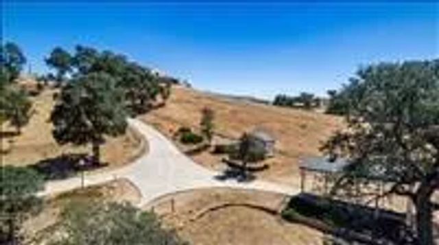 30435 Horsethief Drive, Tehachapi, CA 93561