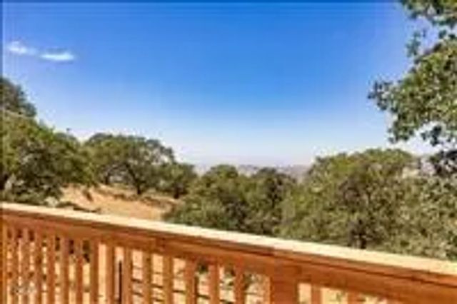 30435 Horsethief Drive, Tehachapi, CA 93561