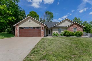2810 WAYNESBORO DR, Columbia, MO 65202