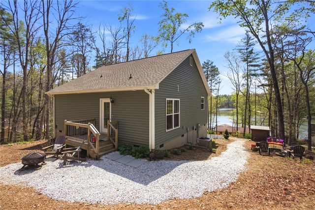 116 Wren Road, Mountain Rest, SC 29664