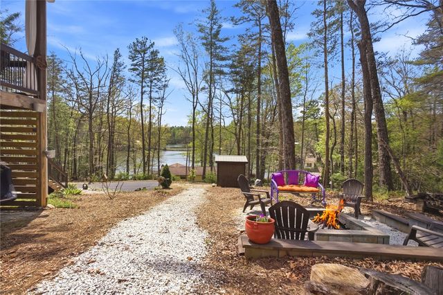 116 Wren Road, Mountain Rest, SC 29664
