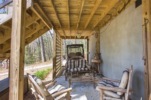 116 Wren Road, Mountain Rest, SC 29664