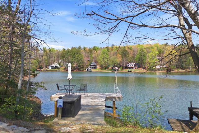 116 Wren Road, Mountain Rest, SC 29664