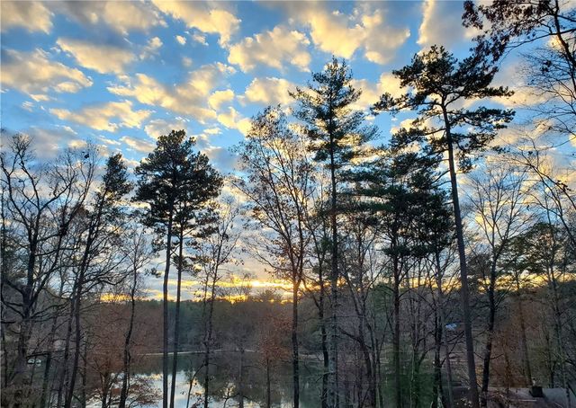 116 Wren Road, Mountain Rest, SC 29664