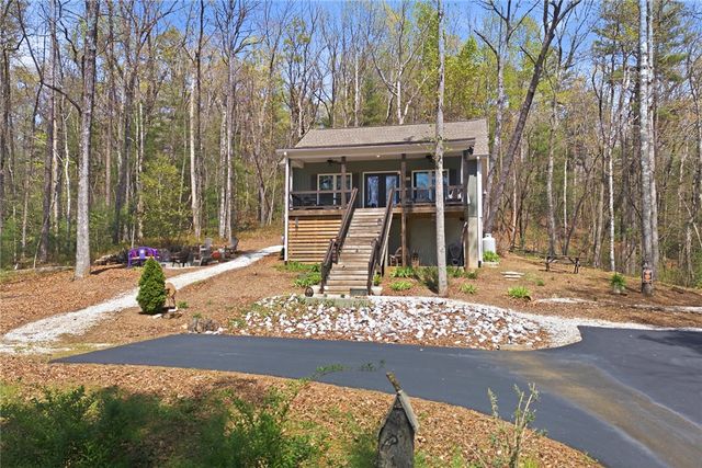 116 Wren Road, Mountain Rest, SC 29664