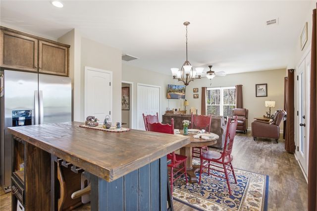 116 Wren Road, Mountain Rest, SC 29664