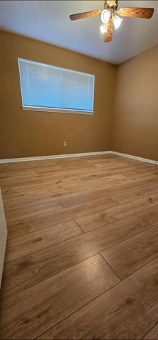 16319 Green Shade Drive, Houston, TX 77090