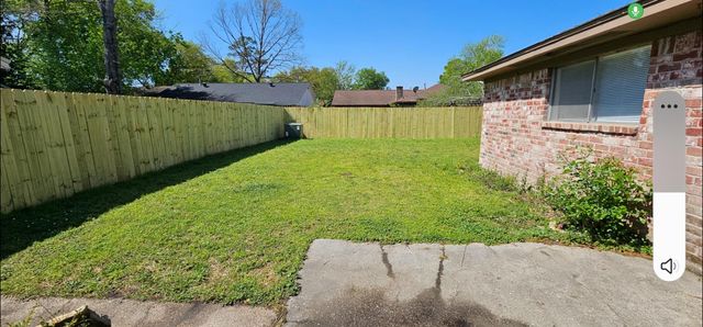 16319 Green Shade Drive, Houston, TX 77090
