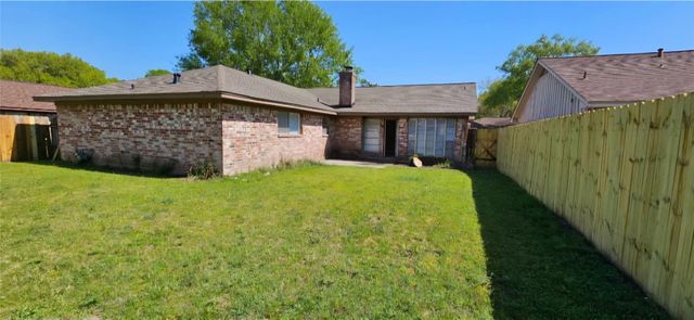 16319 Green Shade Drive, Houston, TX 77090