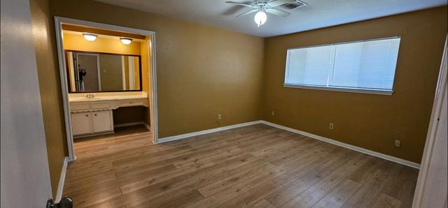 16319 Green Shade Drive, Houston, TX 77090