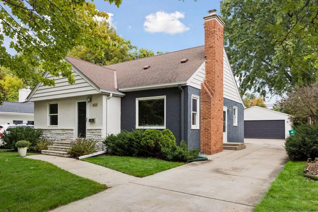 6021 Wooddale Avenue, Edina, MN 55424