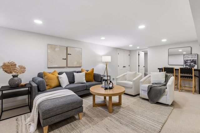 6021 Wooddale Avenue, Edina, MN 55424