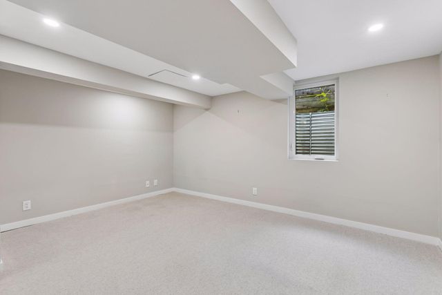 6021 Wooddale Avenue, Edina, MN 55424