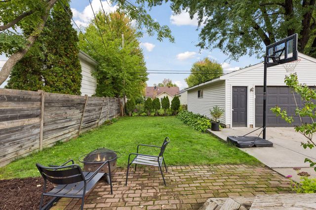 6021 Wooddale Avenue, Edina, MN 55424