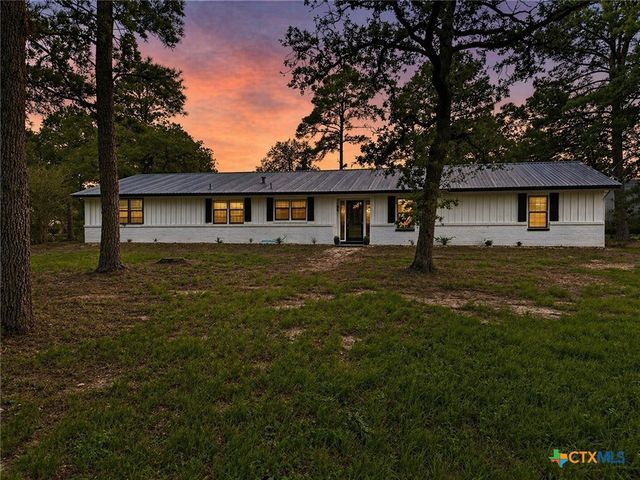 890 E Highway 21, Bastrop, TX 78602