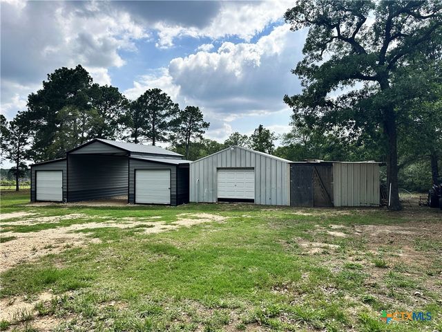 890 E Highway 21, Bastrop, TX 78602