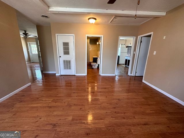 481 Main Street, Clermont, GA 30527