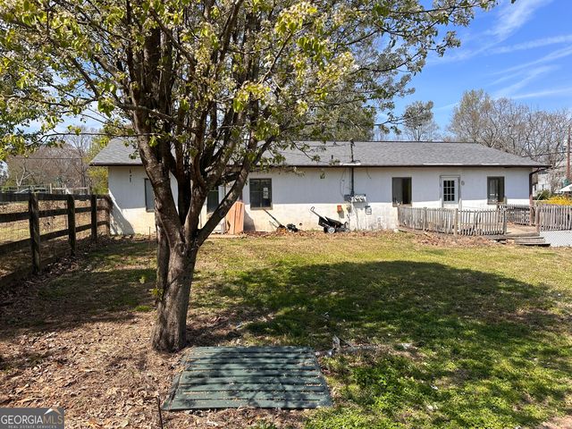 481 Main Street, Clermont, GA 30527