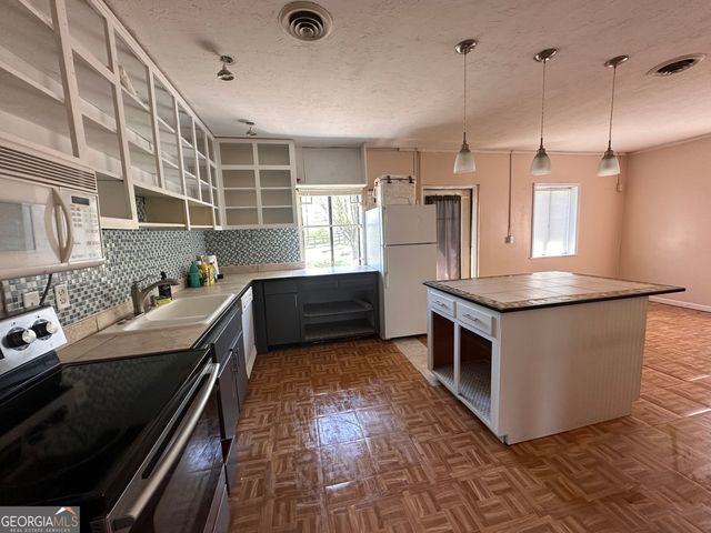 481 Main Street, Clermont, GA 30527