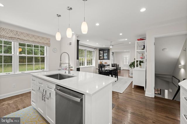 6709 PEMBERTON ST, Bethesda, MD 20817