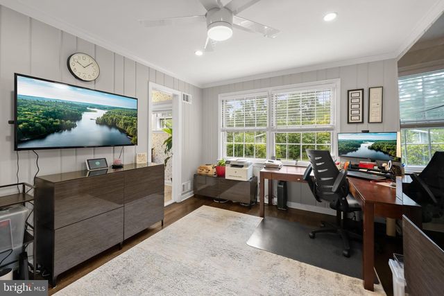 6709 PEMBERTON ST, Bethesda, MD 20817