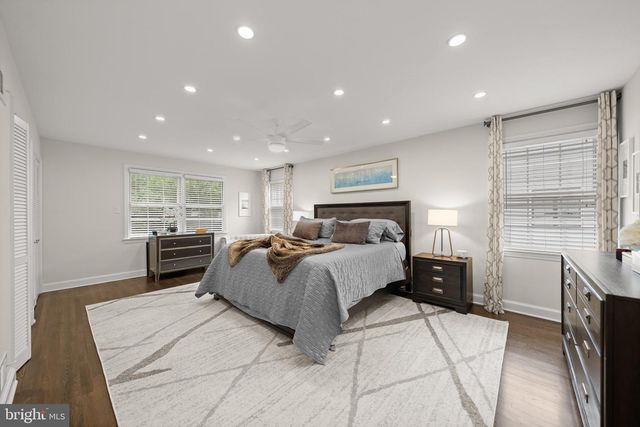 6709 PEMBERTON ST, Bethesda, MD 20817