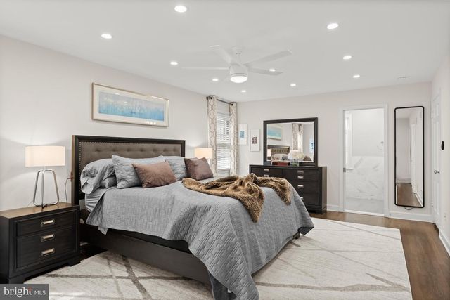 6709 PEMBERTON ST, Bethesda, MD 20817